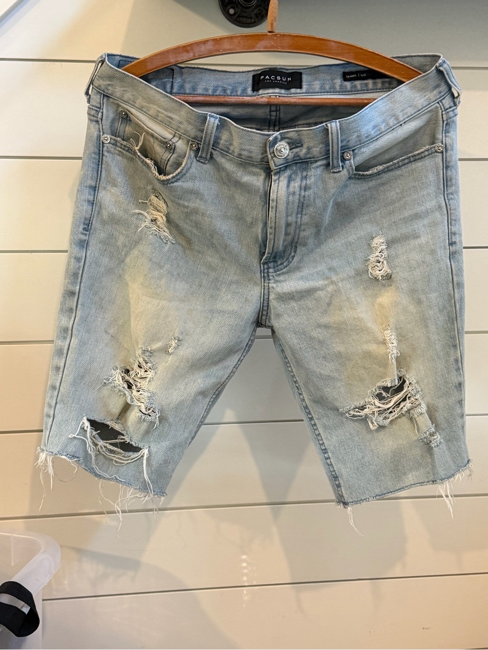 PacSun Light Blue Distressed Men's Denim Jean Shorts W32